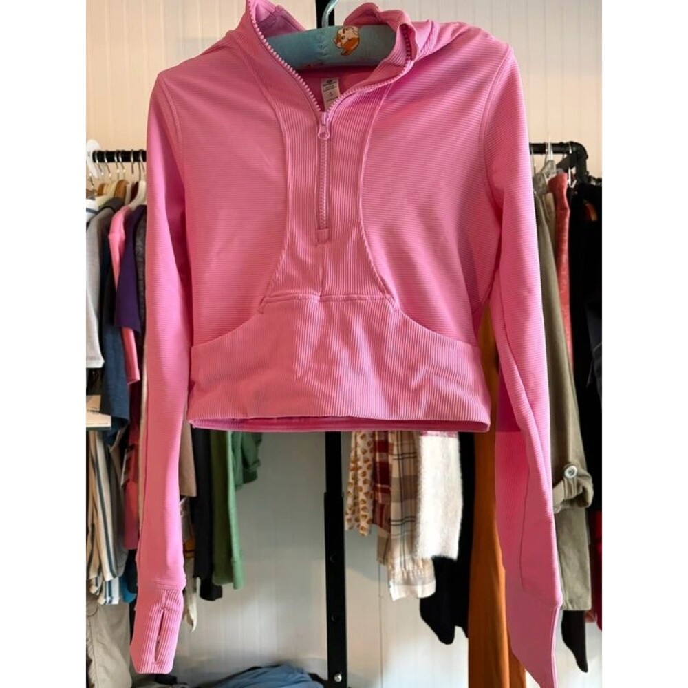 90 degrees ribbed pink small cropped athletic top